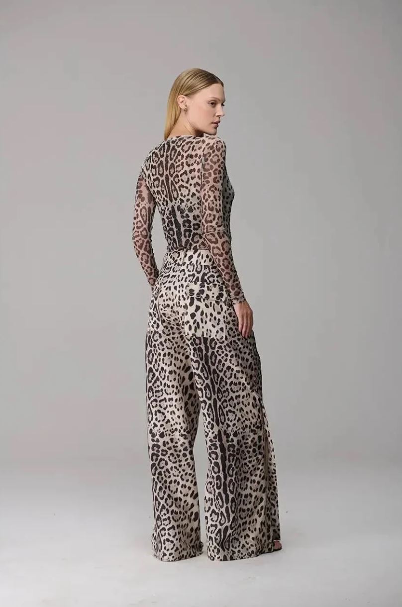 BLUSA ESTAMPA JAGUAR DE TULE - Imagen 2